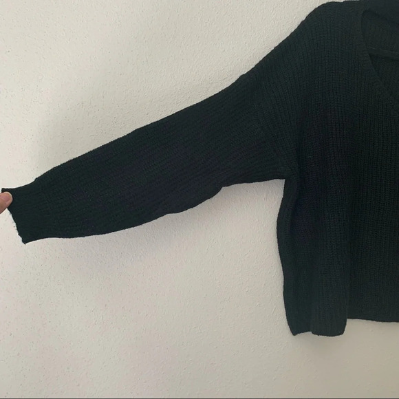 Seek the Label black knit cropped sweater S - Picture 4 of 6